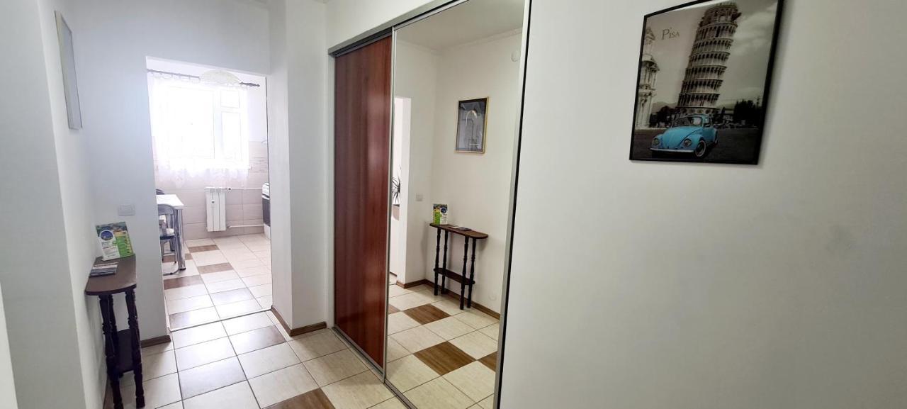 Perfect View Apartament 2 Rooms Self Check-In 布加勒斯特 外观 照片