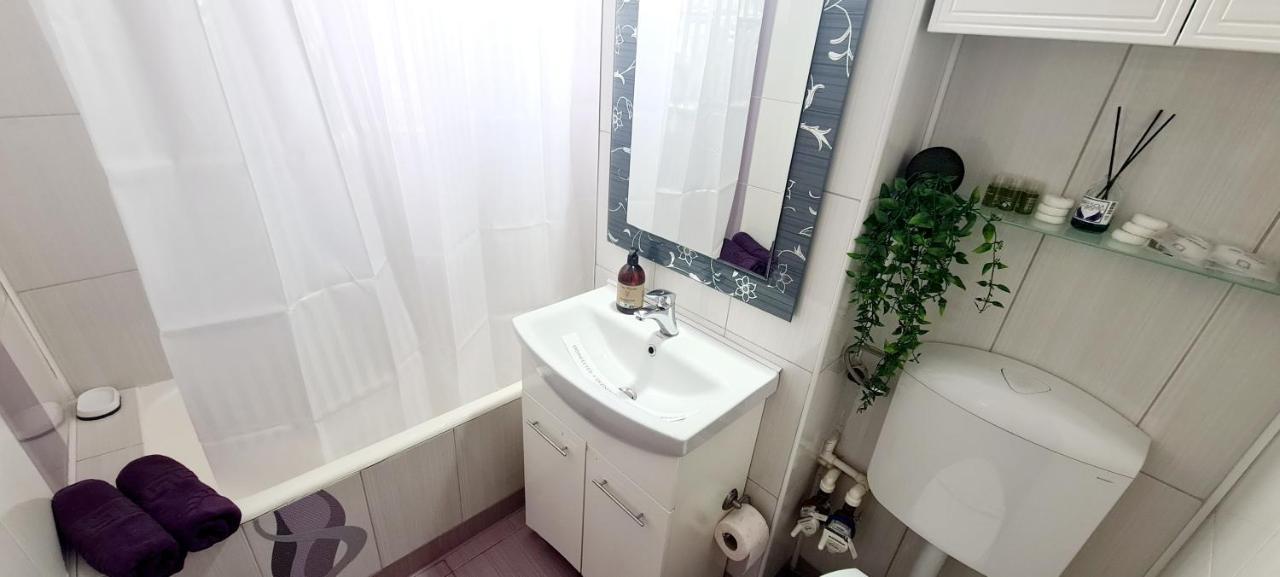 Perfect View Apartament 2 Rooms Self Check-In 布加勒斯特 外观 照片